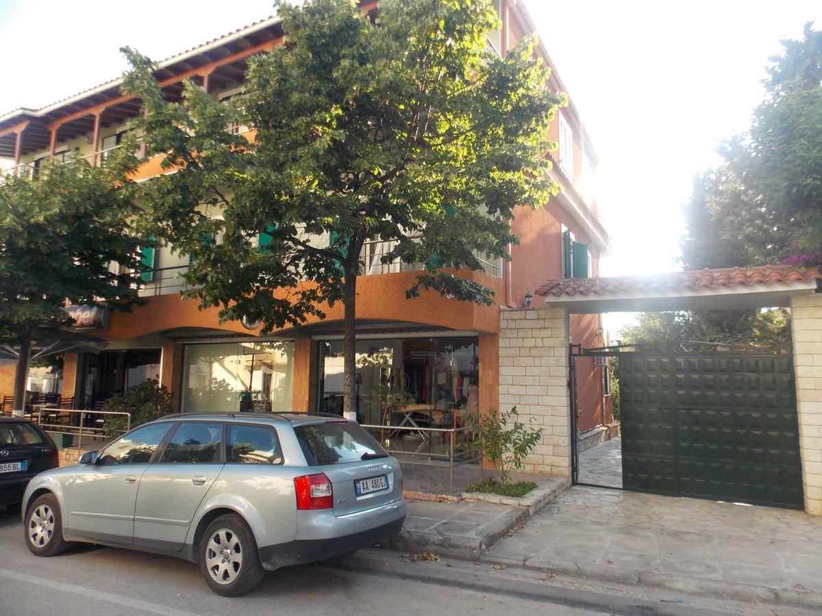 Elvin Apartments Саранда Екстер'єр фото
