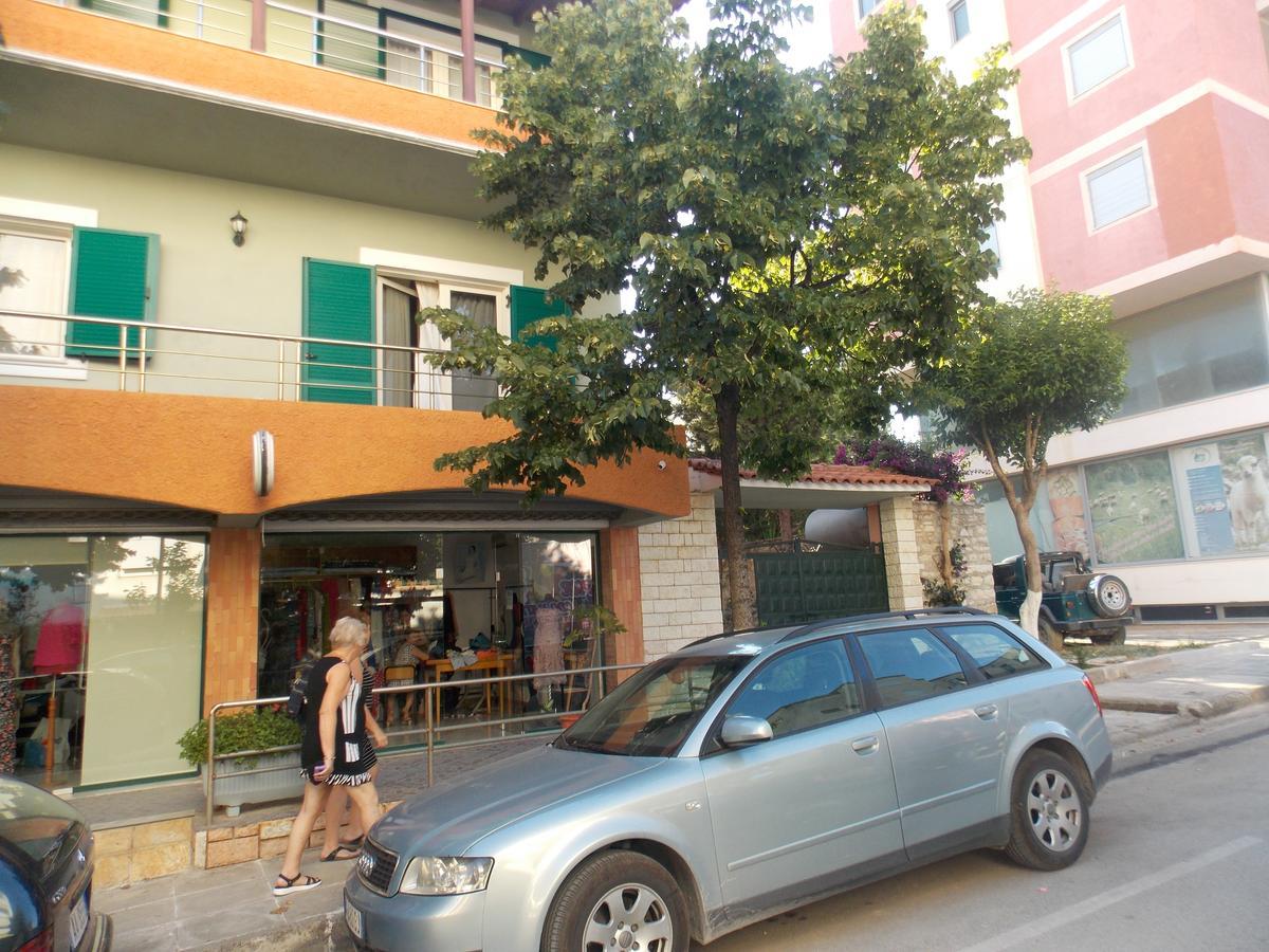 Elvin Apartments Саранда Екстер'єр фото