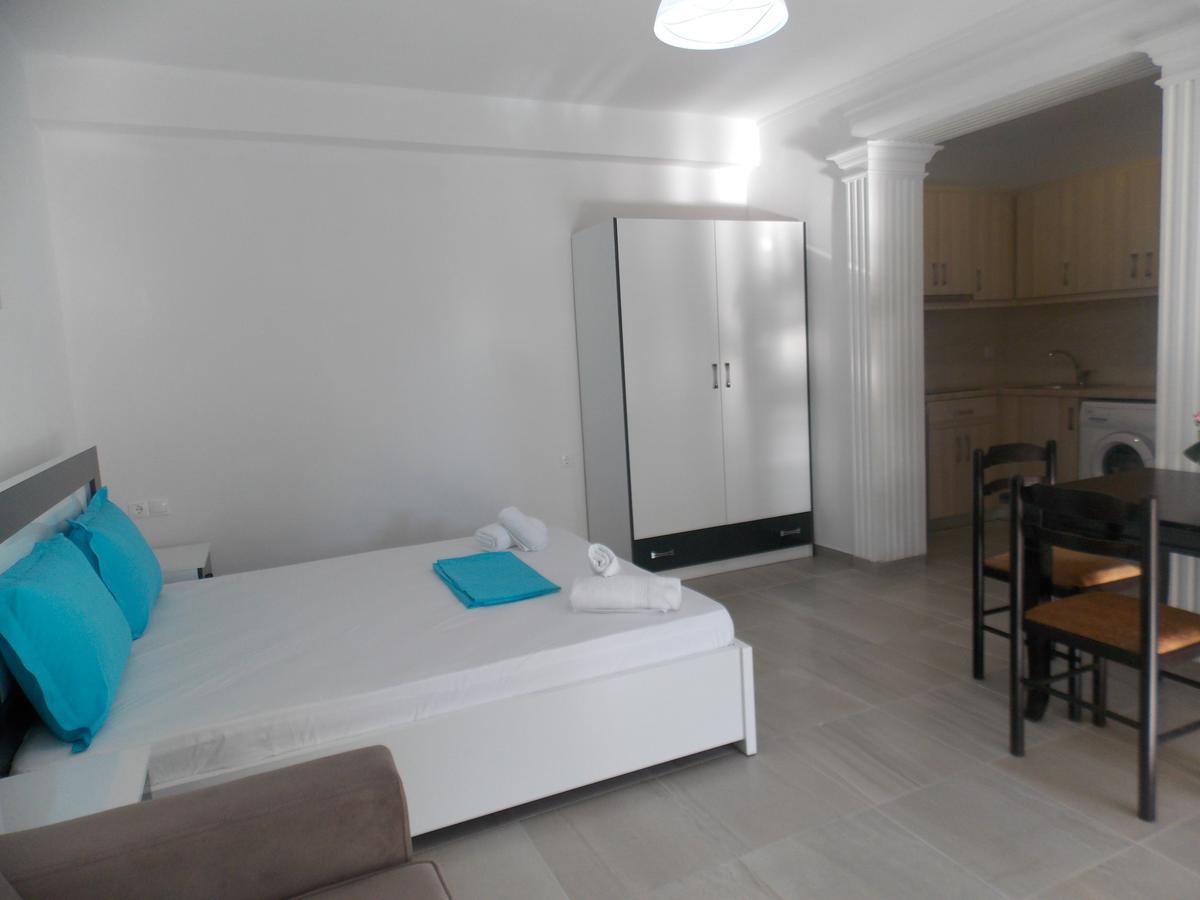Elvin Apartments Саранда Екстер'єр фото